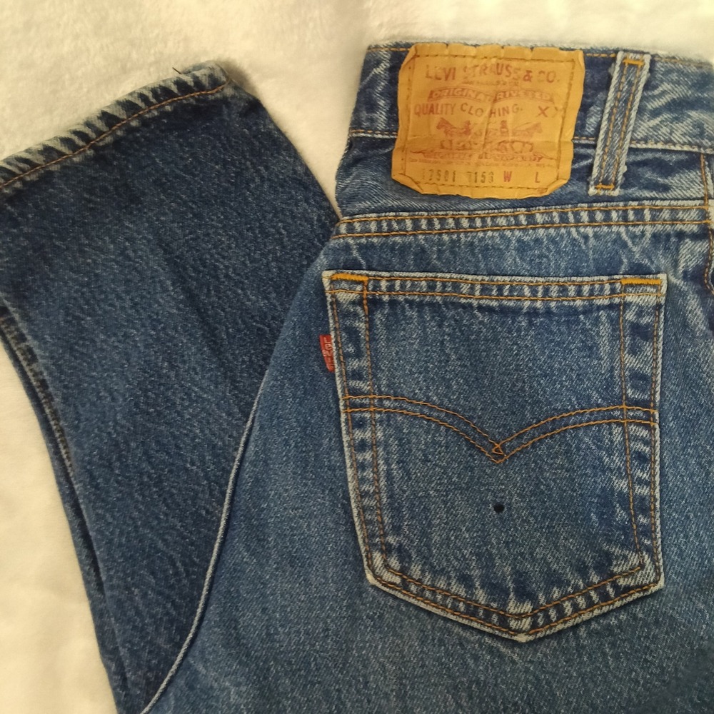 Vtg Levis 501 Women Fit 17501 High Rise Denim Mom Jeans USA Made Sz 9 Actual 26"